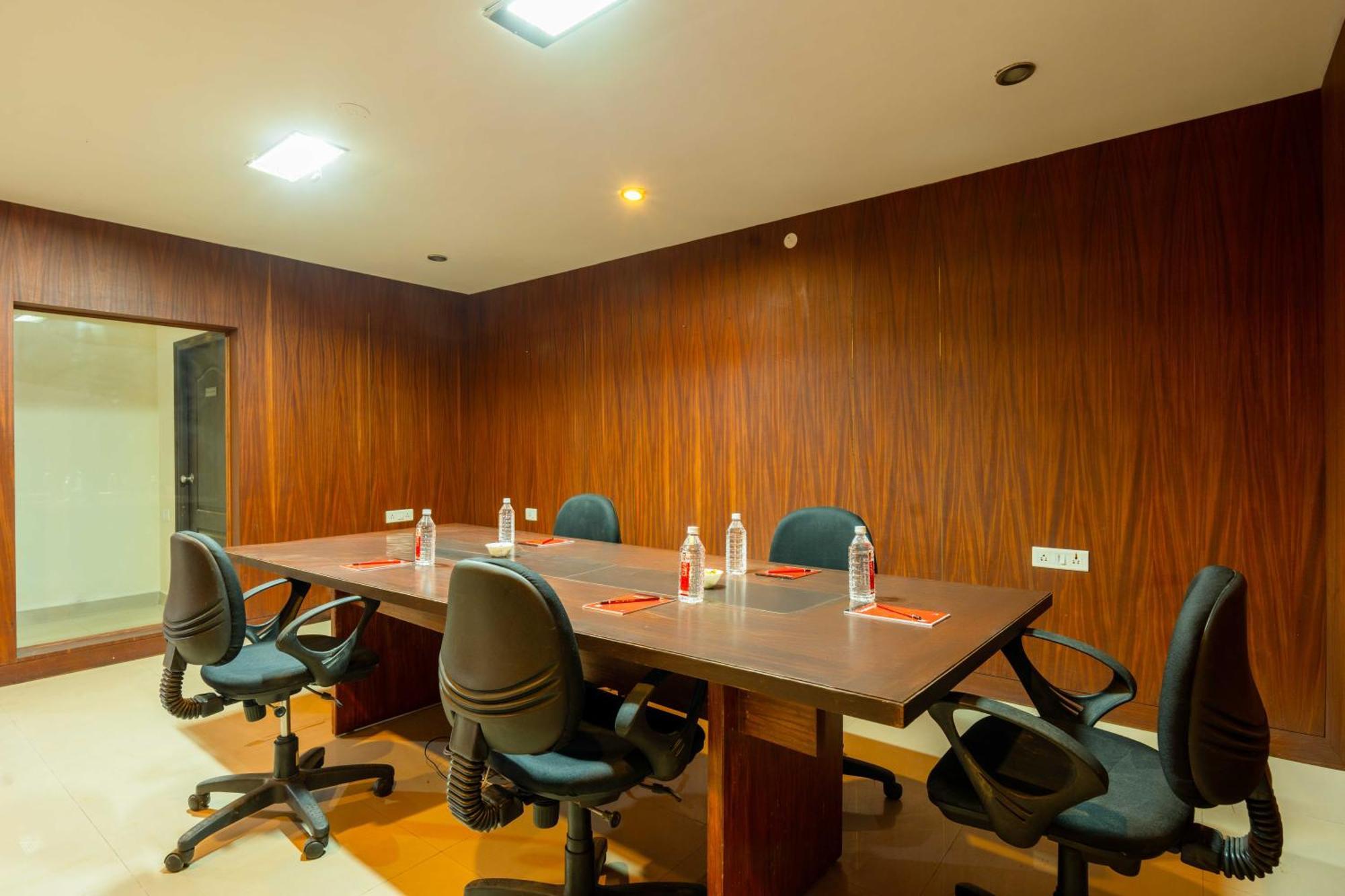 Treebo Ivory White Inn Bangalore Exterior foto